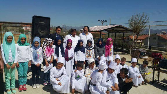 Akharım Şehit Bülent Erdoğan İmam Hatip Ortaokulu Kutlu Doğum Haftası Programı