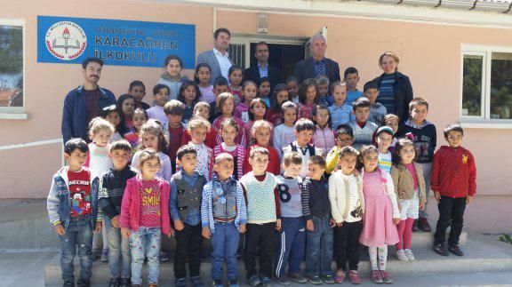     ´´ Minik Eller El Ele ´´ Projesi Atatürk İlkokulu