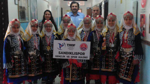 Sandıklıspor Gençlik ve Spor Kulubü Halk Oyunu Ekibinden Ziyaret