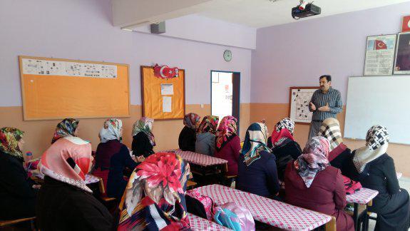 Reşadiye İlköğretim Okulu 1. ve 5. Sınıflar Veli Bilgilendirme Toplantısı Yapıldı