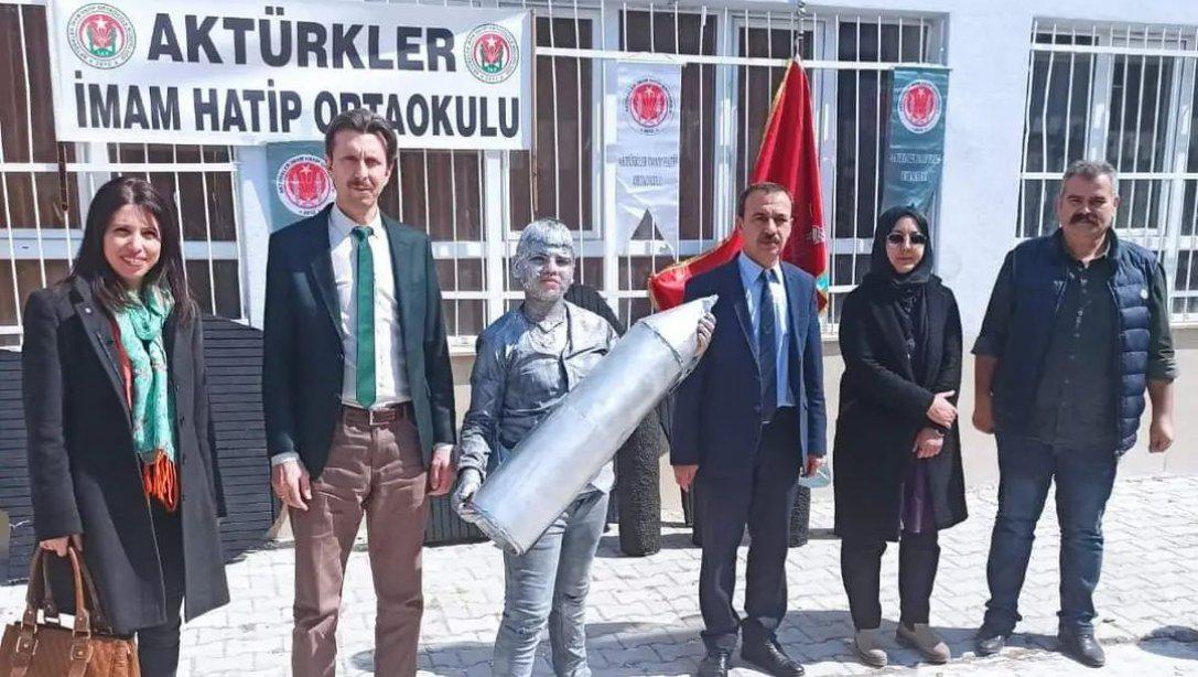 18 Mart Çanakkale zaferi programına Şube Müdürleri Yasin Filiz ve Mehmet Gönen katıldı.